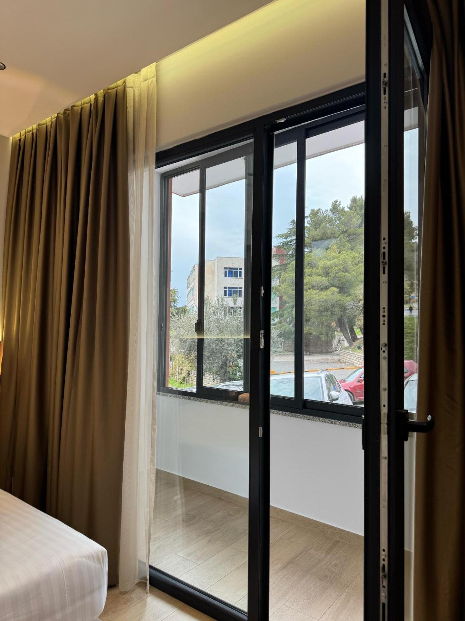 Kruja Townscape Rooms Eksteriør billede